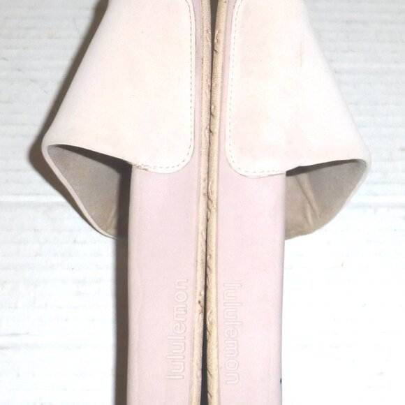 Lululemon Women's Restfeel Slide Sandals Size: 8 Cream LW9EF2S - Picture 3 of 9